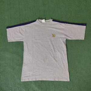 VINTAGE Michigan Wolverines Embroidered Logo T Shirt Size XXL